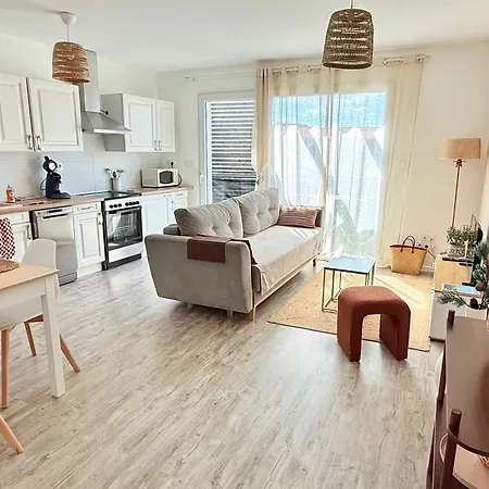 Apartment Cosy Avec Balcon